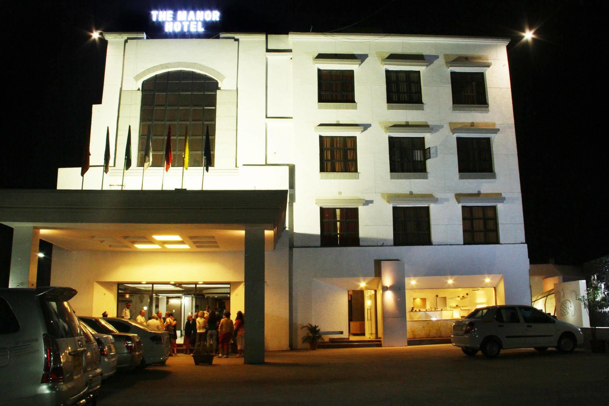 Oyo 2037 Hotel Manor Aurangabad  Exterior photo